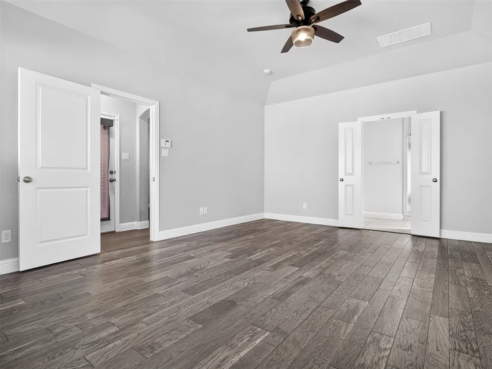 1129 Dame Carol Way Carrollton, TX 75010