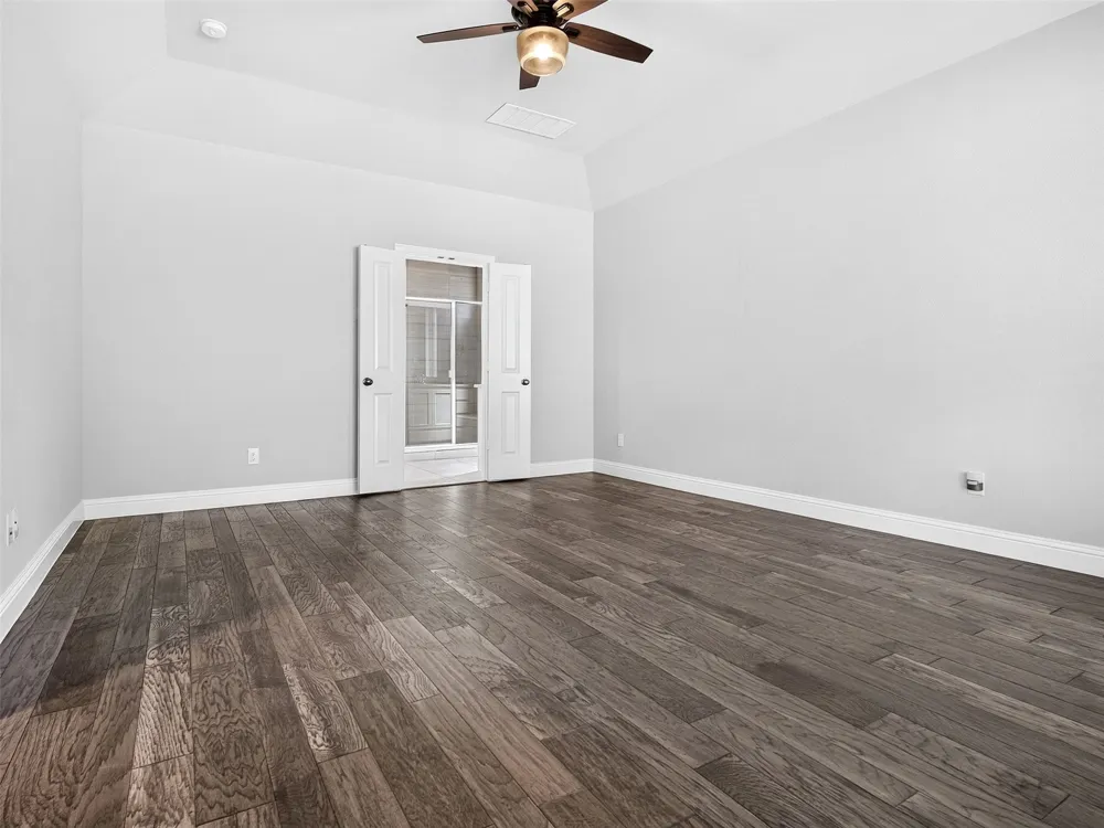 1129 Dame Carol Way Carrollton, TX 75010