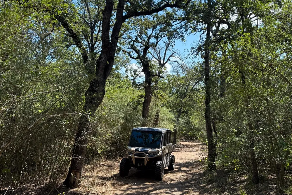 1960 County Road 413 Lexington, TX 78947