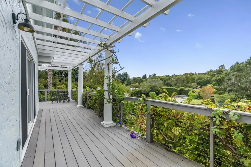 3999 Cherryvale Avenue Soquel, CA 95073
