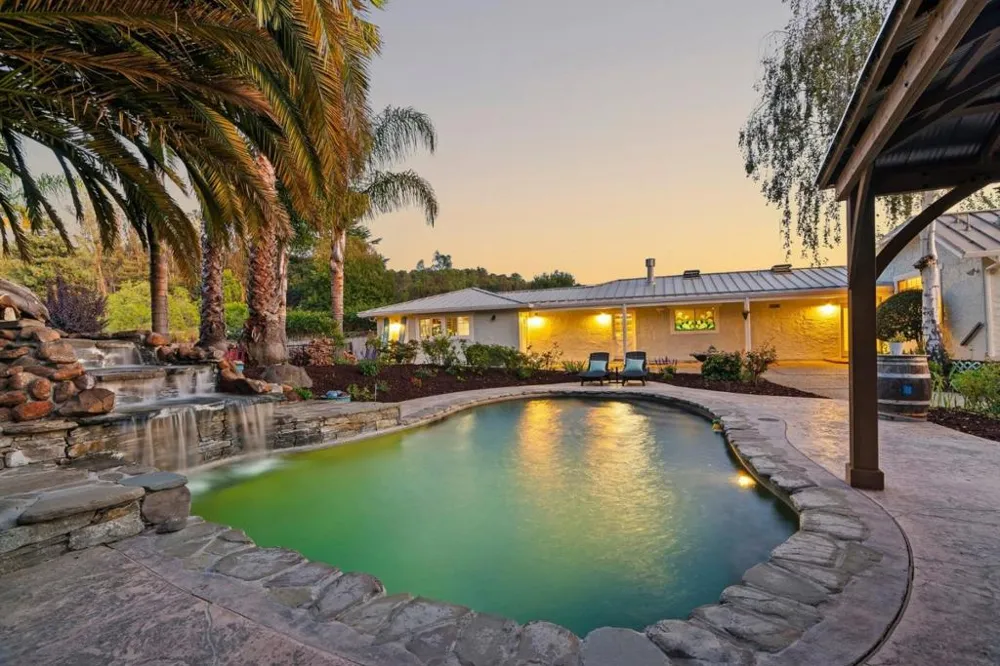 3999 Cherryvale Avenue Soquel, CA 95073