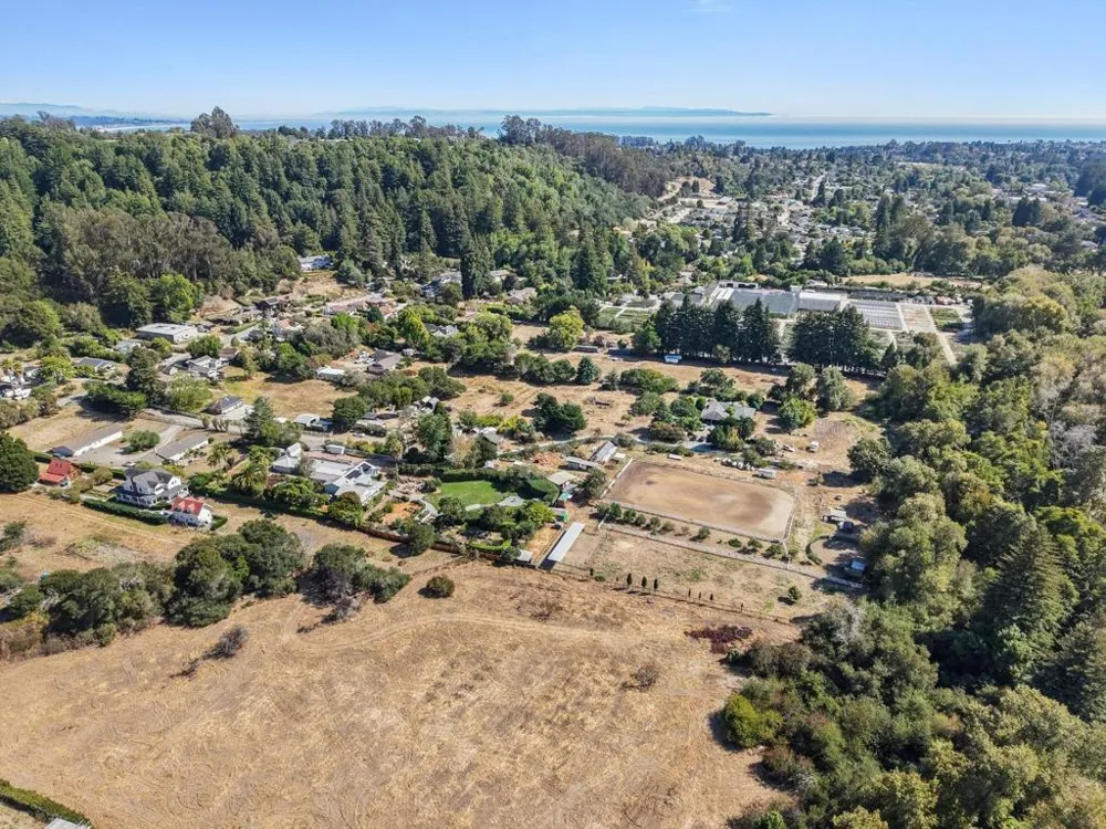 3999 Cherryvale Avenue Soquel, CA 95073