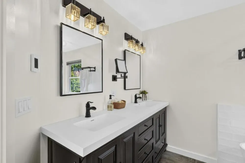 3999 Cherryvale Avenue Soquel, CA 95073