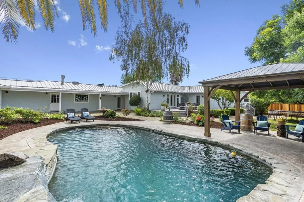 3999 Cherryvale Avenue Soquel, CA 95073