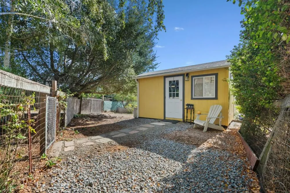 3999 Cherryvale Avenue Soquel, CA 95073