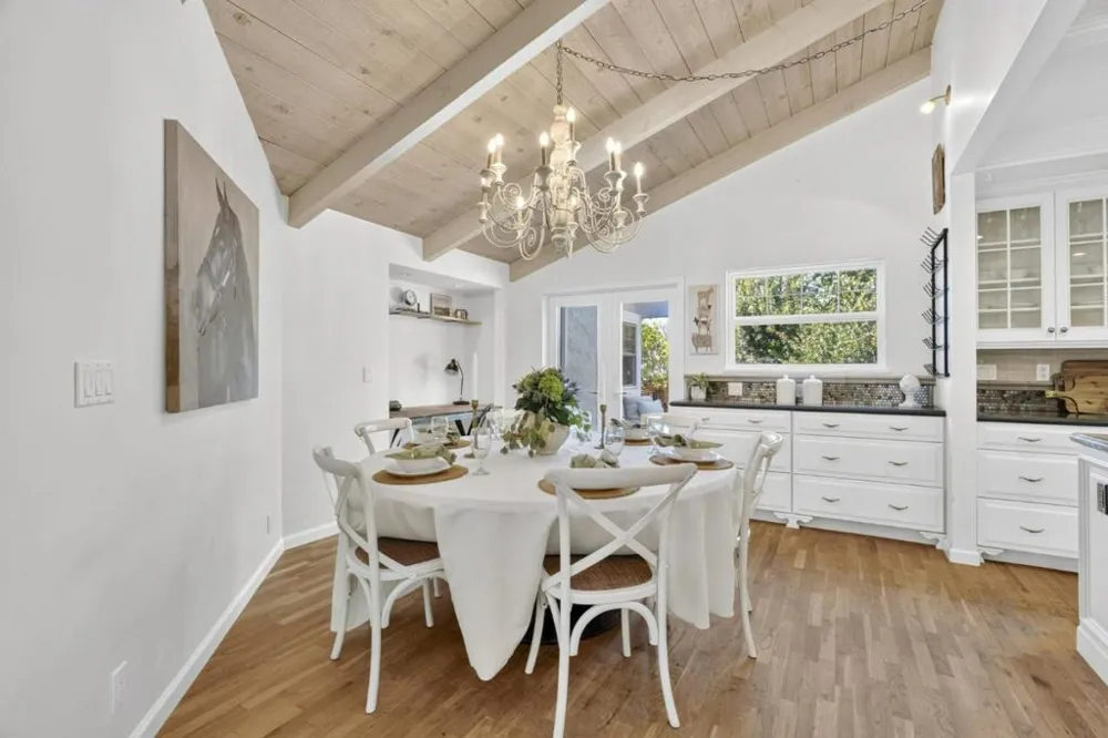 3999 Cherryvale Avenue Soquel, CA 95073