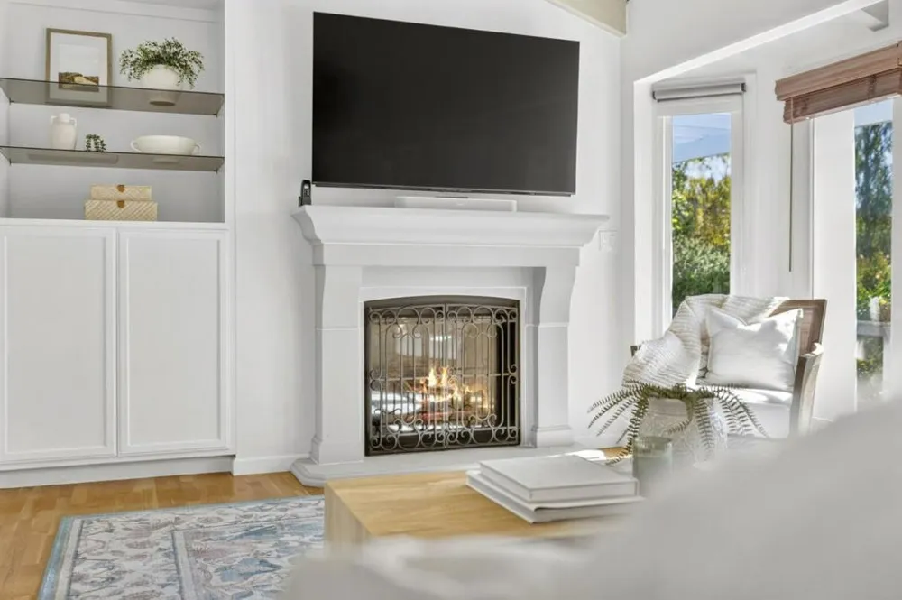 3999 Cherryvale Avenue Soquel, CA 95073