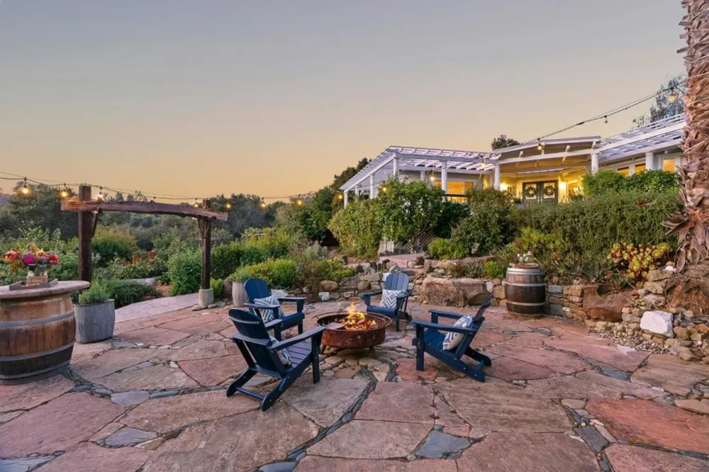 3999 Cherryvale Avenue Soquel, CA 95073