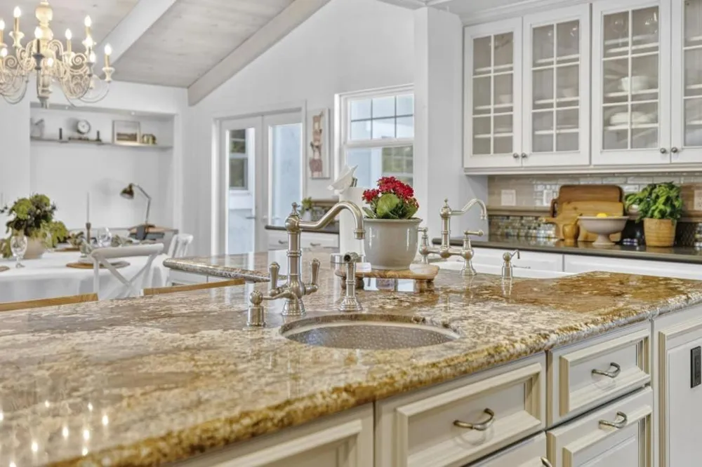 3999 Cherryvale Avenue Soquel, CA 95073