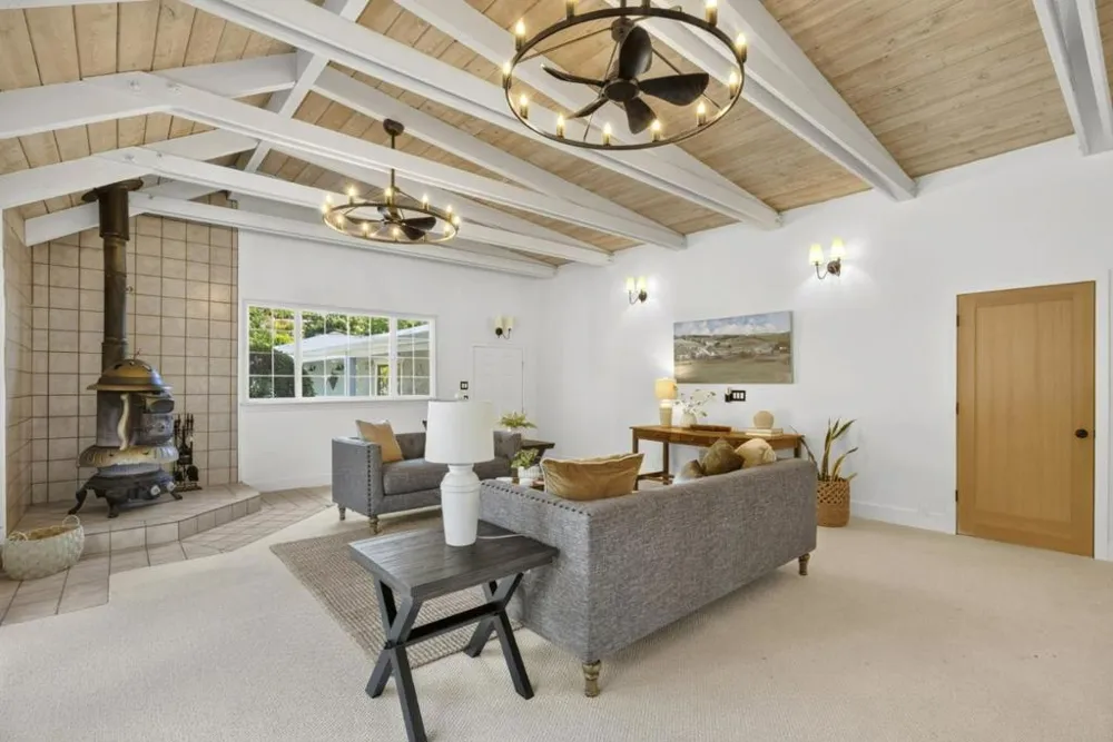 3999 Cherryvale Avenue Soquel, CA 95073