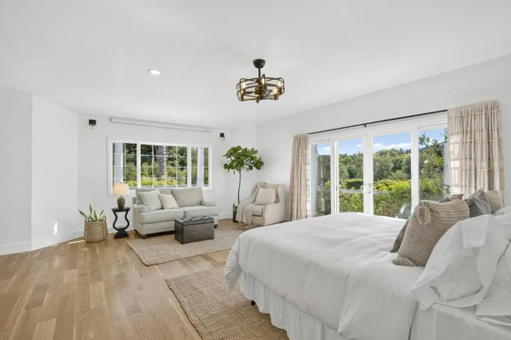 3999 Cherryvale Avenue Soquel, CA 95073