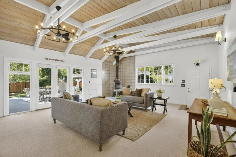 3999 Cherryvale Avenue Soquel, CA 95073