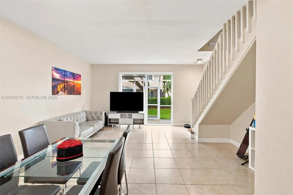 1997 Pompeii Ct Weston, FL 33327