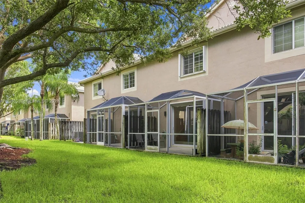 1997 Pompeii Ct Weston, FL 33327