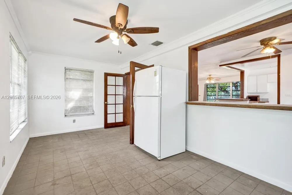 19731 Gulfstream Rd Cutler Bay, FL 33157