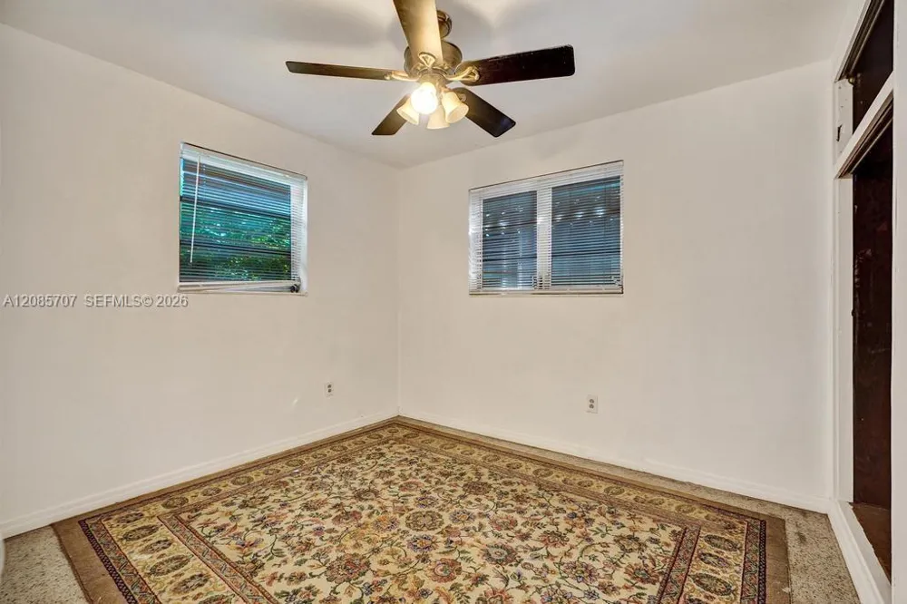 19731 Gulfstream Rd Cutler Bay, FL 33157