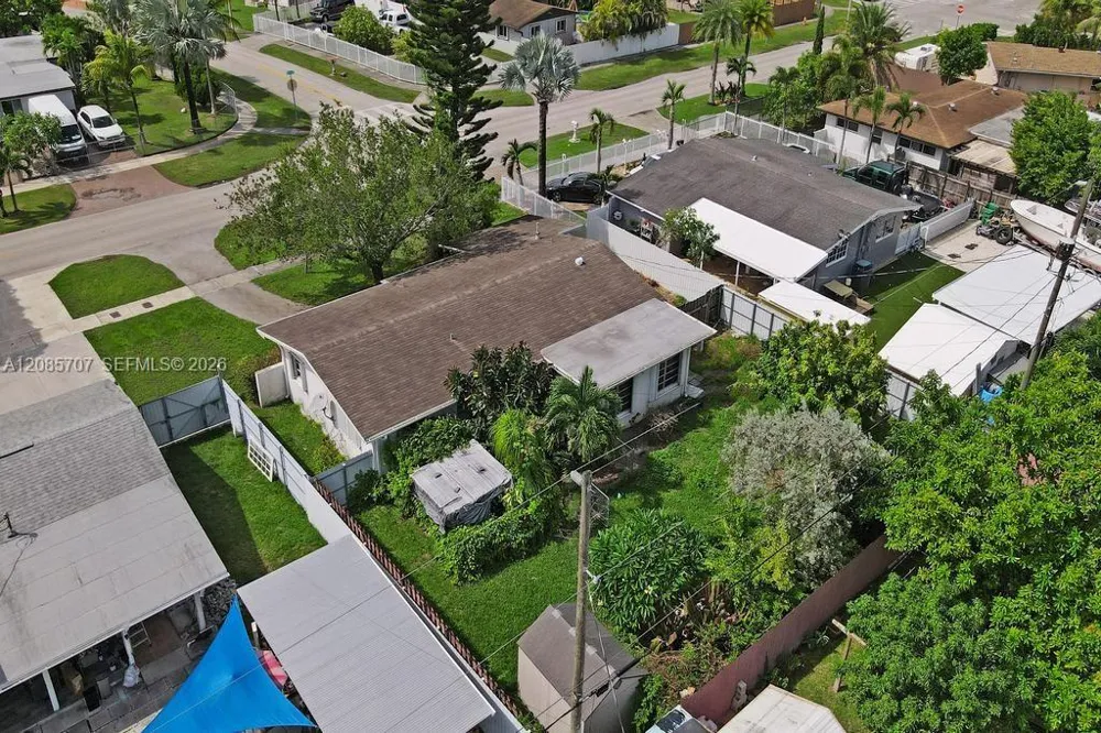 19731 Gulfstream Rd Cutler Bay, FL 33157