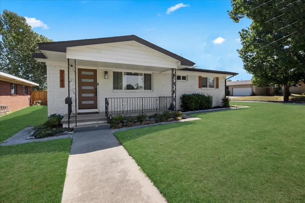 2187 S 76th EastAvenue Tulsa, OK 74129