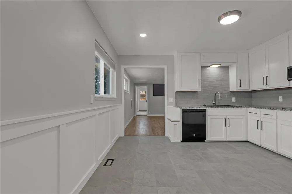 2187 S 76th EastAvenue Tulsa, OK 74129