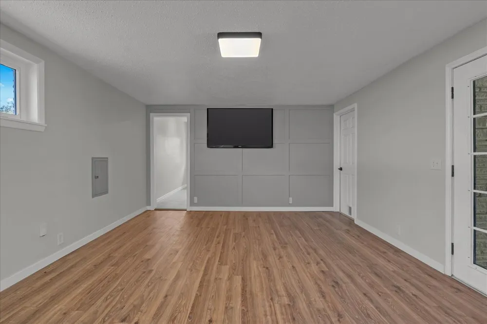 2187 S 76th EastAvenue Tulsa, OK 74129