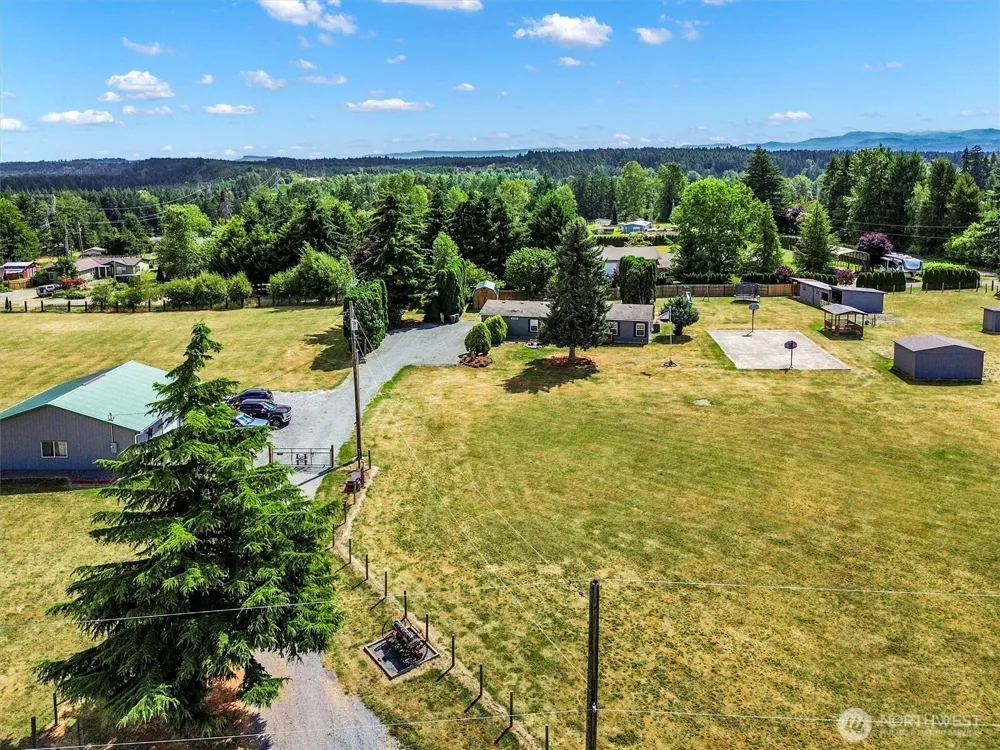 28707 26th Avenue E Roy, WA 98580