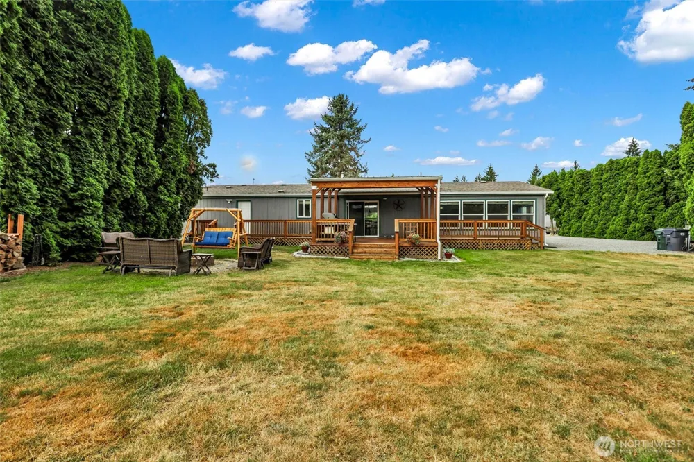 28707 26th Avenue E Roy, WA 98580