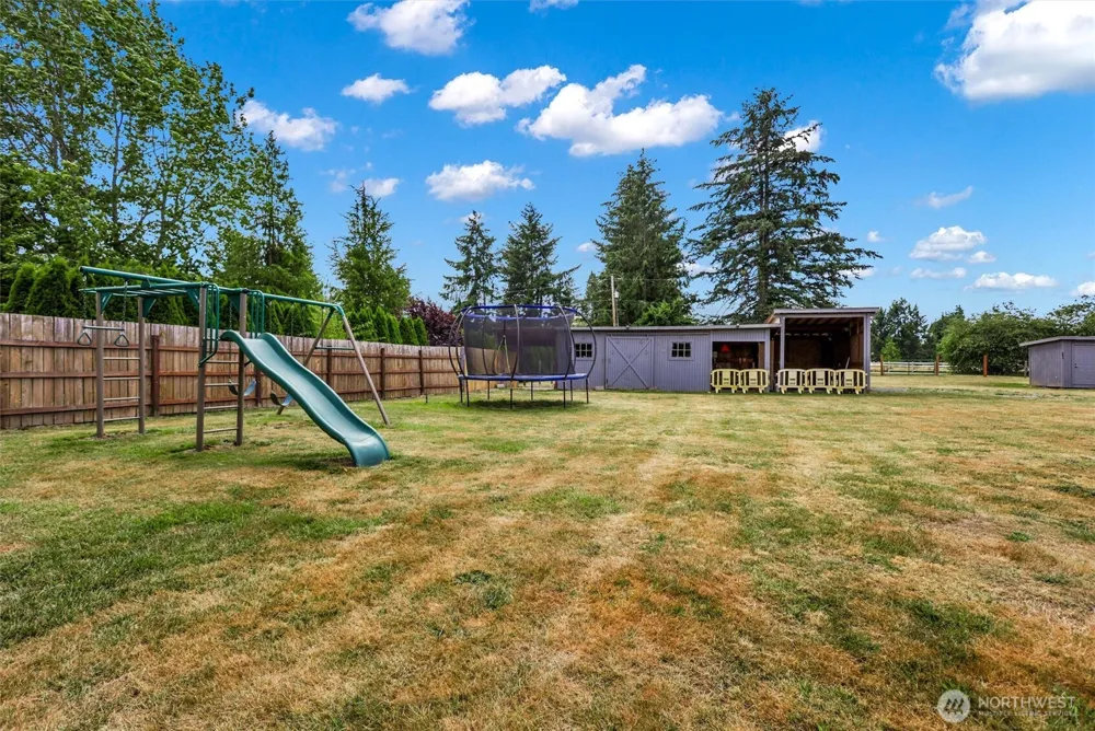 28707 26th Avenue E Roy, WA 98580