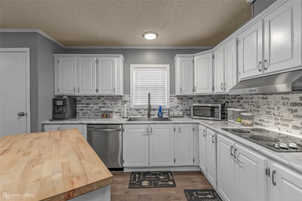 1330 Highway 163 Doyline, LA 71023