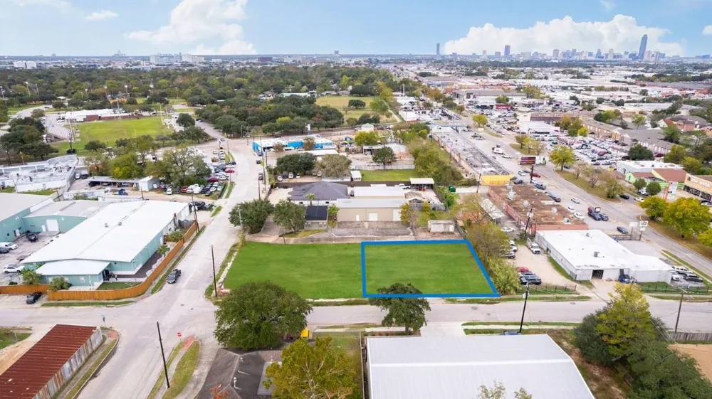 8021 Dunlap Street Hockley, TX 77074