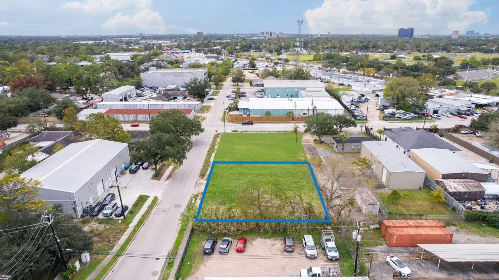 8021 Dunlap Street Hockley, TX 77074
