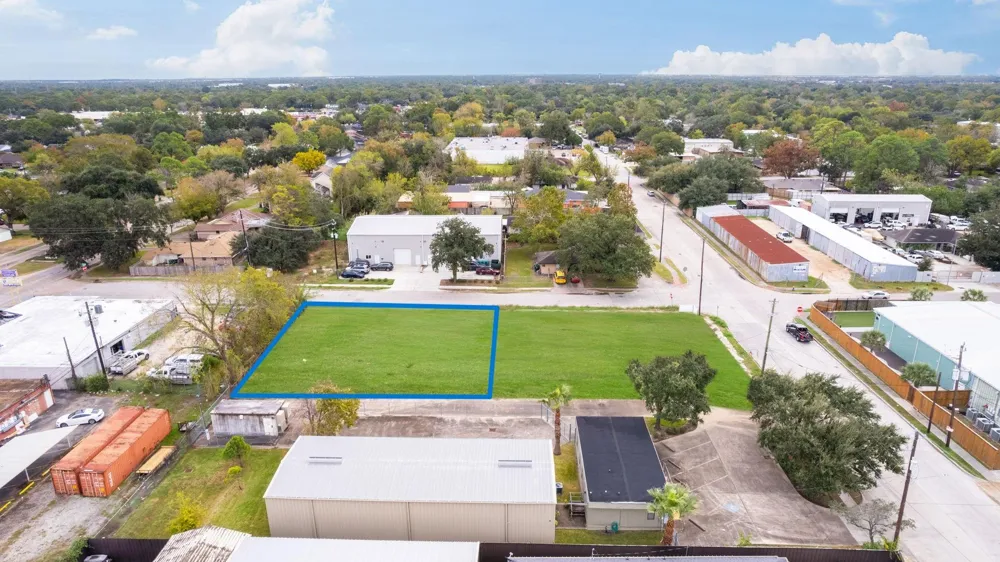 8021 Dunlap Street Hockley, TX 77074