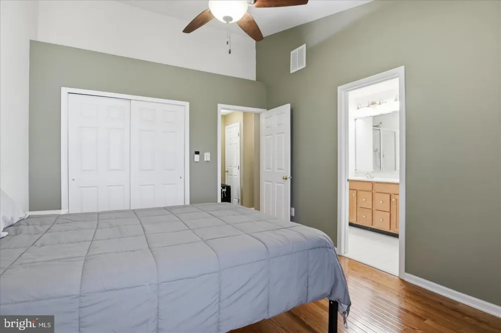 25114 MONTEITH TERRACE Chantilly, VA 20152