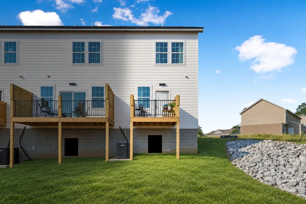 2255 McCormick Ln #101 Clarksville, TN 37040