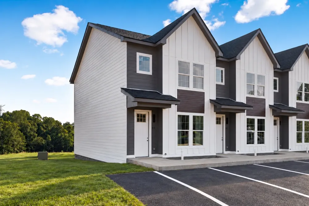 2255 McCormick Ln #101 Clarksville, TN 37040