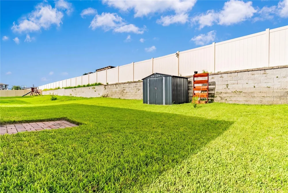 1520 CONGAREE STREET Davenport, FL 33837