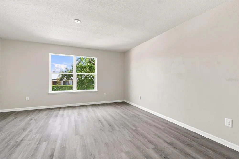 2132 LENNOX DALE LANE Brandon, FL 33510