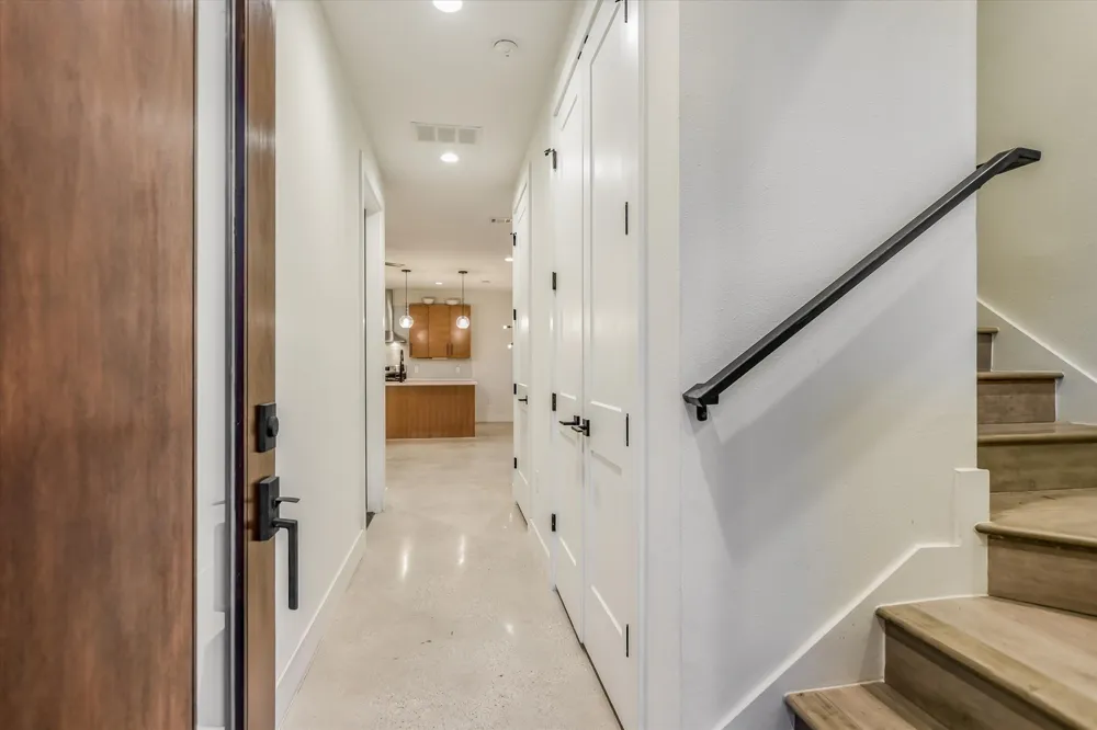 1127 Gunter Street #1 Austin, TX 78702