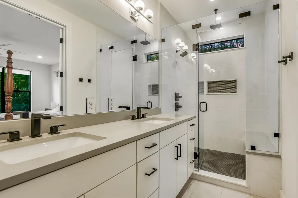 1127 Gunter Street #1 Austin, TX 78702