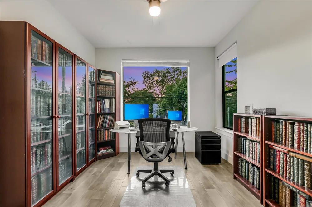1127 Gunter Street #1 Austin, TX 78702