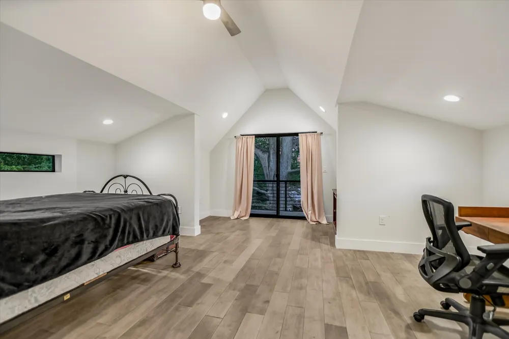 1127 Gunter Street #1 Austin, TX 78702