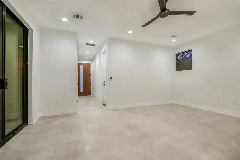1127 Gunter Street #1 Austin, TX 78702