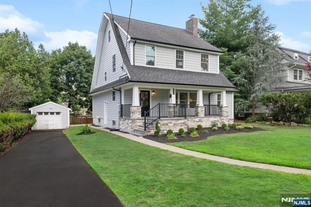 613 Hillcrest Road Ridgewood, NJ 07450