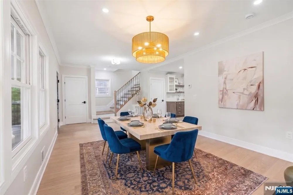 613 Hillcrest Road Ridgewood, NJ 07450
