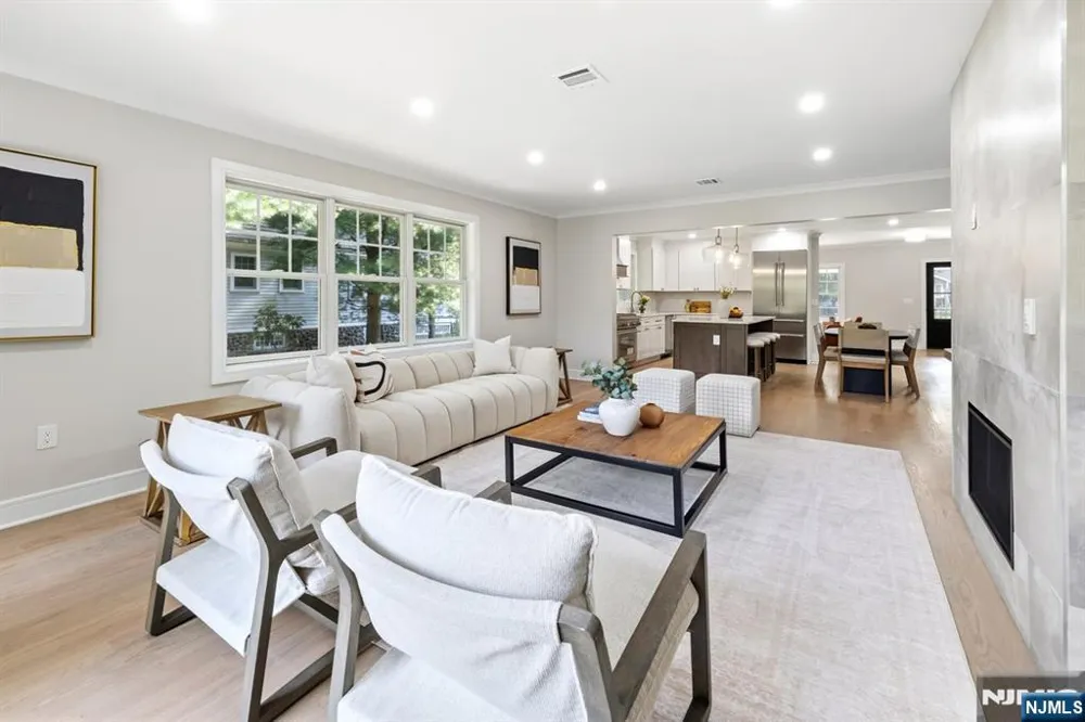 613 Hillcrest Road Ridgewood, NJ 07450
