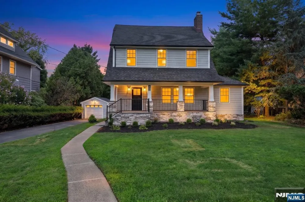 613 Hillcrest Road Ridgewood, NJ 07450