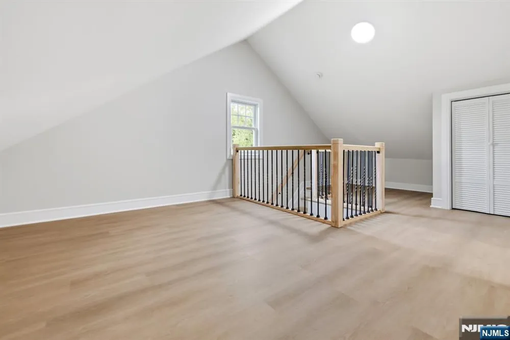 613 Hillcrest Road Ridgewood, NJ 07450
