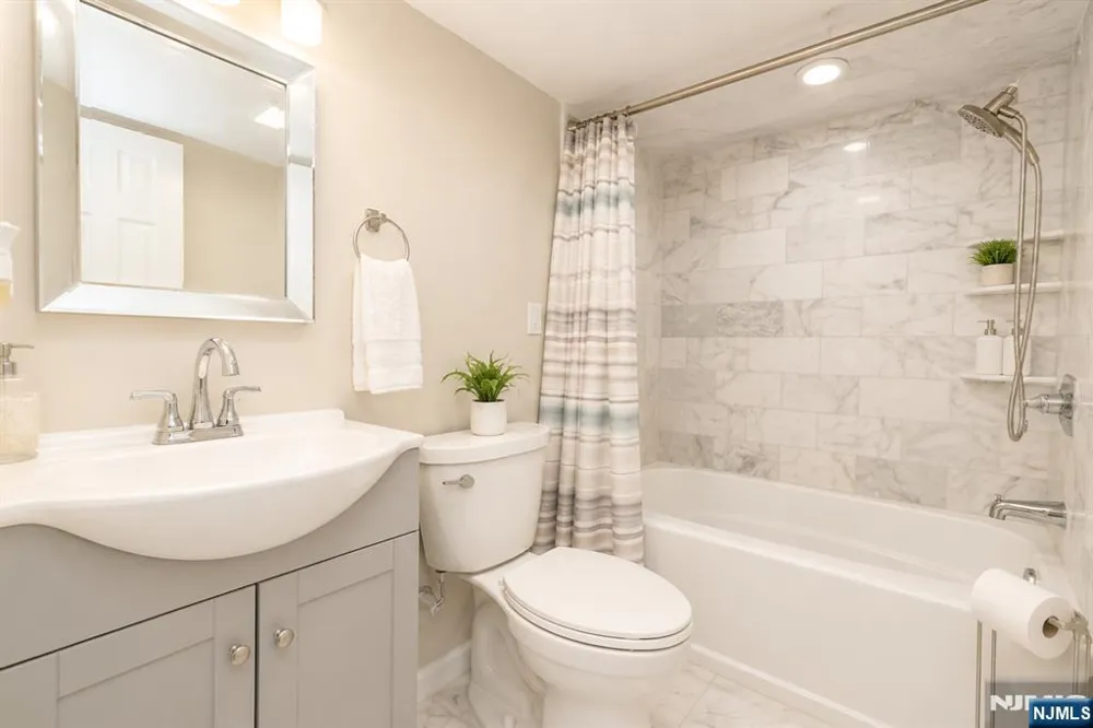 17 Prospect Street Belleville, NJ 07109