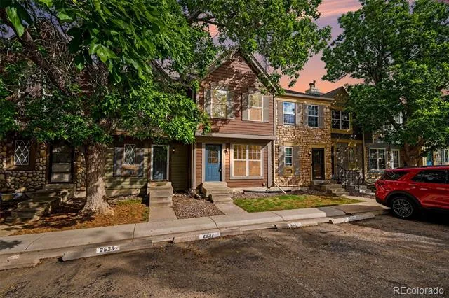 2537 E Nichols Circle Centennial, CO 80122