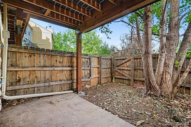 2537 E Nichols Circle Centennial, CO 80122