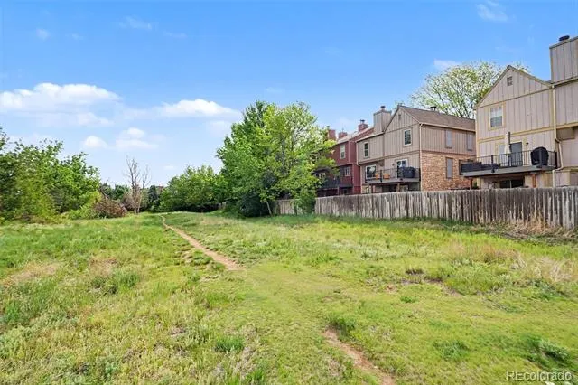 2537 E Nichols Circle Centennial, CO 80122
